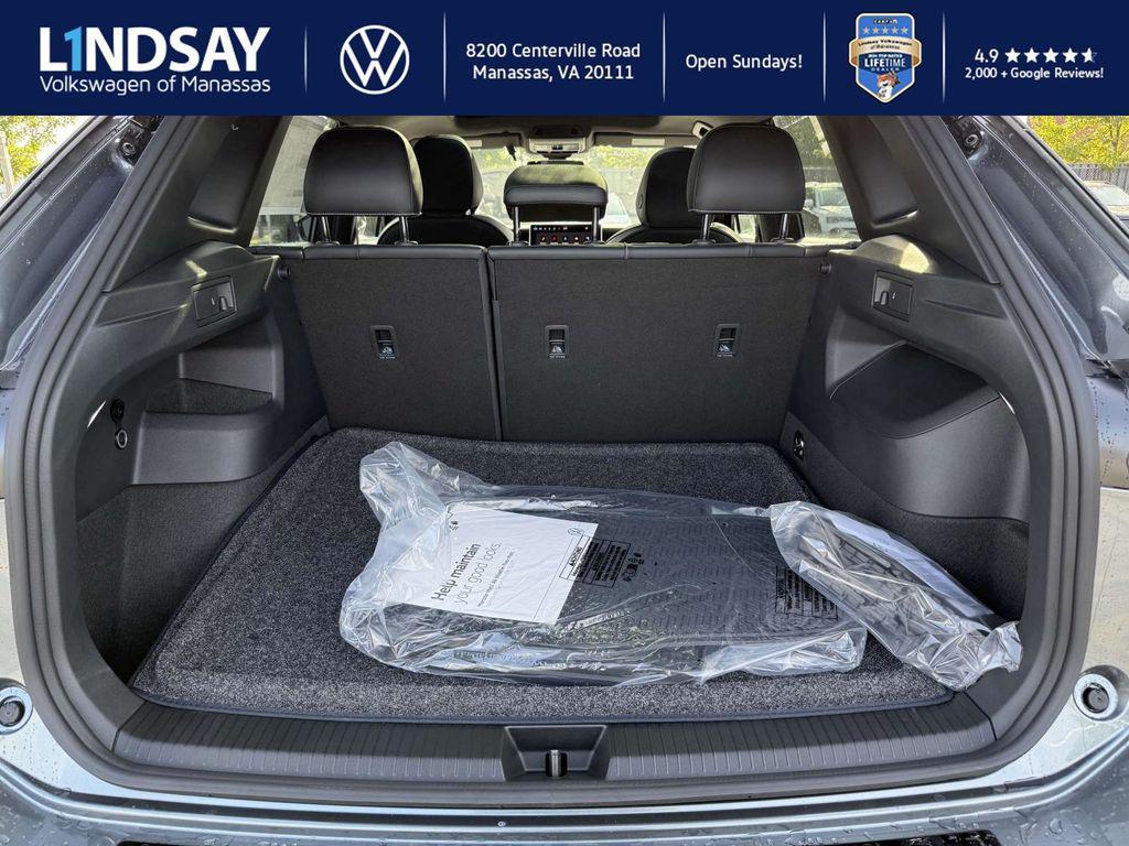 new 2025 Volkswagen Tiguan car, priced at $36,805