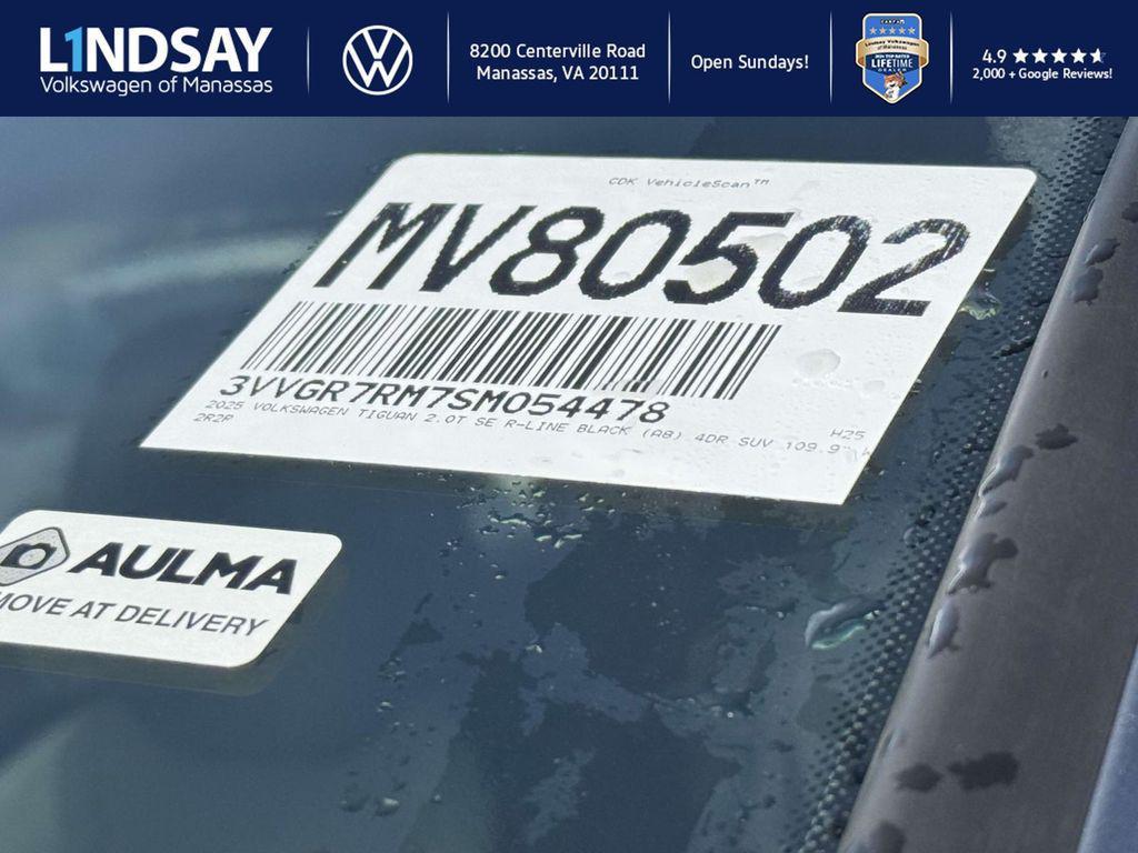 new 2025 Volkswagen Tiguan car, priced at $36,805
