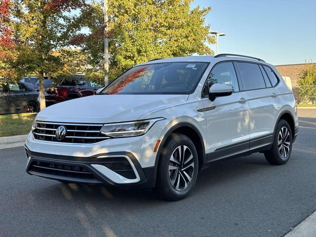 new 2024 Volkswagen Tiguan car, priced at $26,489