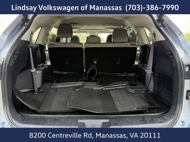 used 2020 Toyota Highlander Hybrid car, priced at $32,997