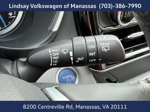 used 2020 Toyota Highlander Hybrid car, priced at $32,997