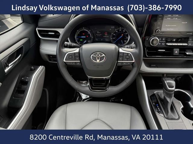 used 2020 Toyota Highlander Hybrid car, priced at $32,997