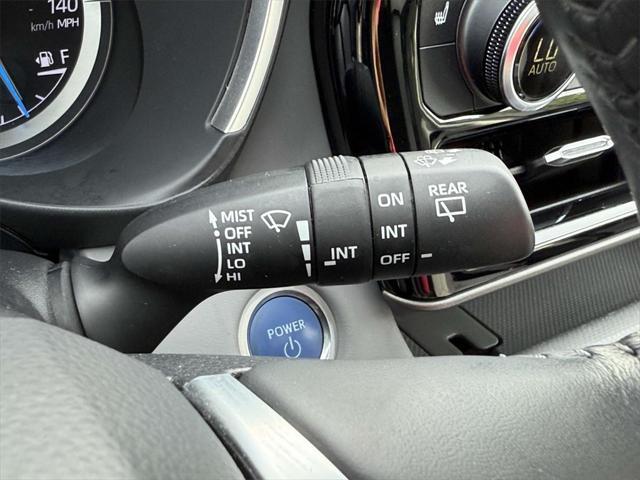 used 2020 Toyota Highlander Hybrid car, priced at $34,997