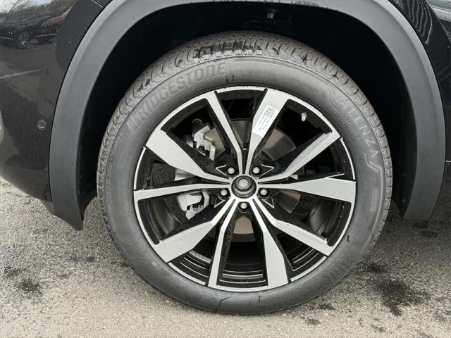 new 2025 Volkswagen Atlas Cross Sport car, priced at $50,988