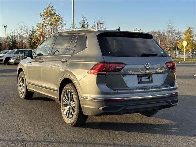 new 2024 Volkswagen Tiguan car, priced at $29,647