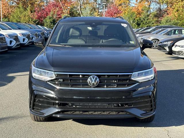 new 2024 Volkswagen Tiguan car, priced at $33,074