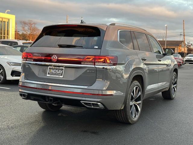 new 2025 Volkswagen Atlas car, priced at $52,017