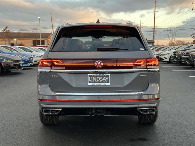 new 2025 Volkswagen Atlas car, priced at $52,017