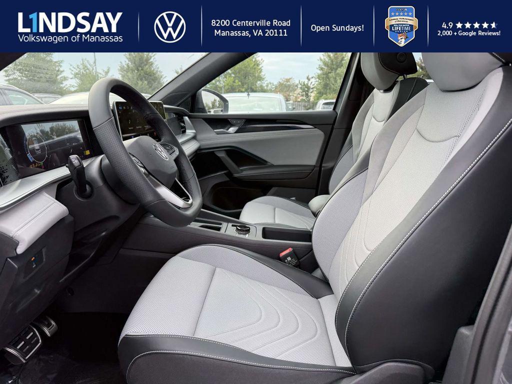 new 2025 Volkswagen Tiguan car, priced at $33,807