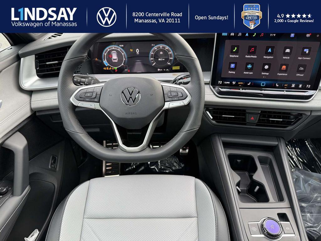 new 2025 Volkswagen Tiguan car, priced at $33,807