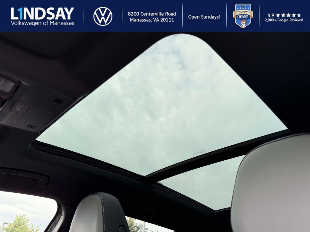 new 2025 Volkswagen Tiguan car, priced at $33,807