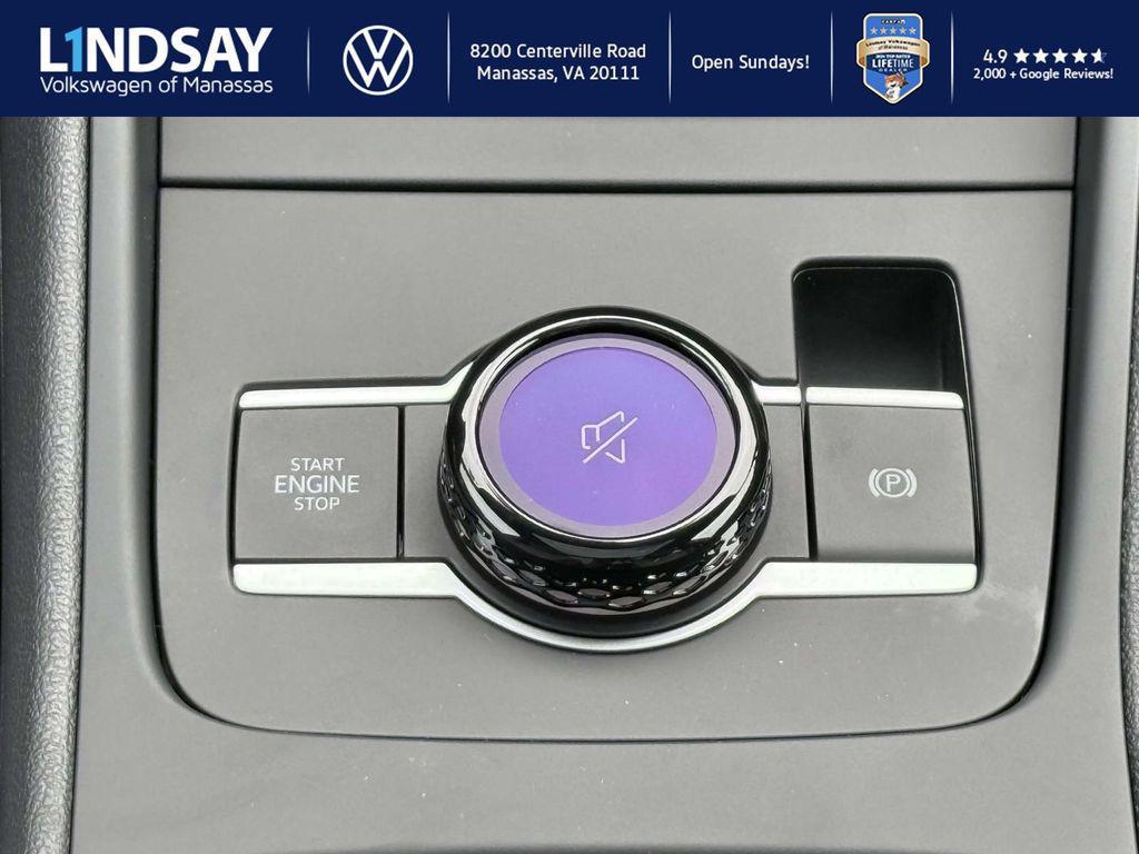 new 2025 Volkswagen Tiguan car, priced at $33,807