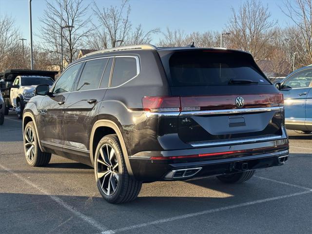 new 2025 Volkswagen Atlas car, priced at $51,428