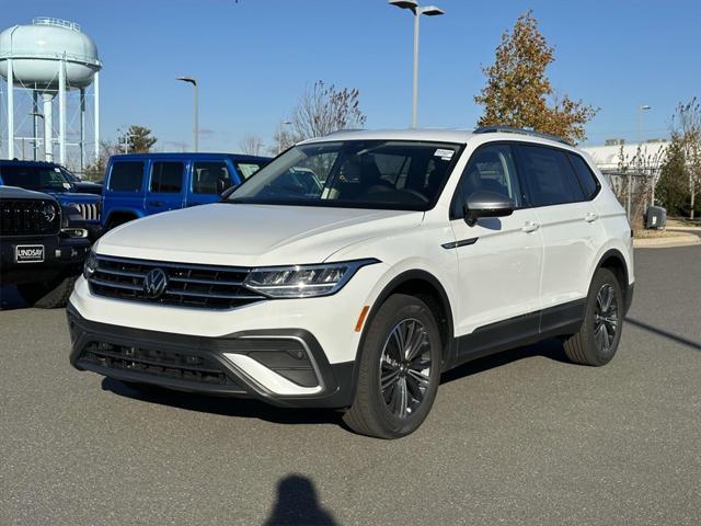 new 2024 Volkswagen Tiguan car, priced at $29,213