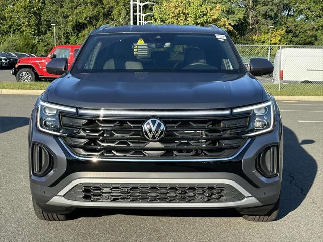 new 2024 Volkswagen Atlas Cross Sport car, priced at $38,811