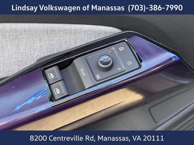 new 2025 Volkswagen ID.4 car, priced at $40,635