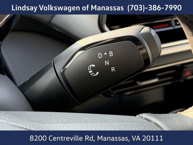 new 2025 Volkswagen ID.4 car, priced at $40,635