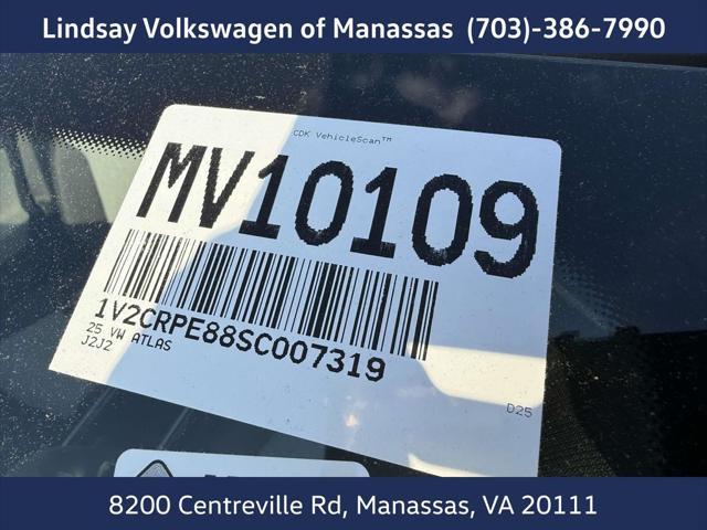 new 2025 Volkswagen ID.4 car, priced at $40,635