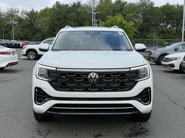 new 2025 Volkswagen Atlas car, priced at $52,788
