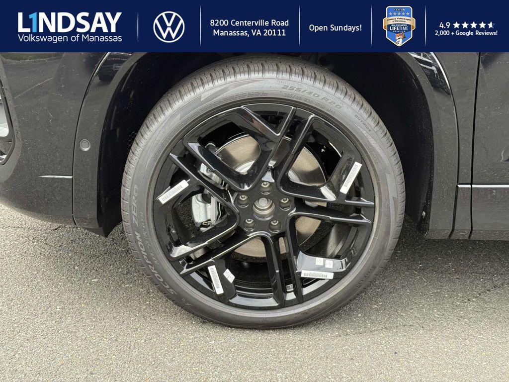 new 2025 Volkswagen Tiguan car, priced at $33,805