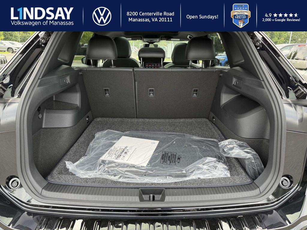 new 2025 Volkswagen Tiguan car, priced at $33,805