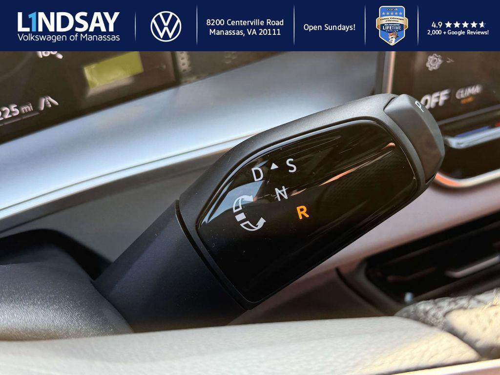 new 2025 Volkswagen Tiguan car, priced at $33,807