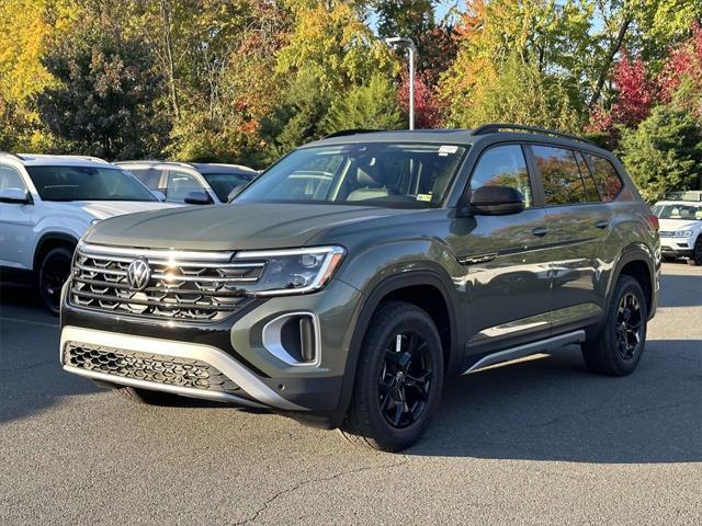 new 2025 Volkswagen Atlas car, priced at $45,519