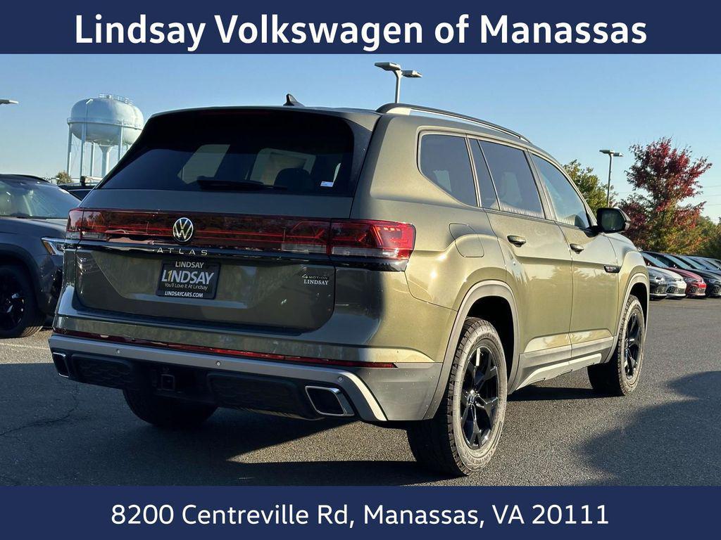 new 2025 Volkswagen Atlas car, priced at $43,269