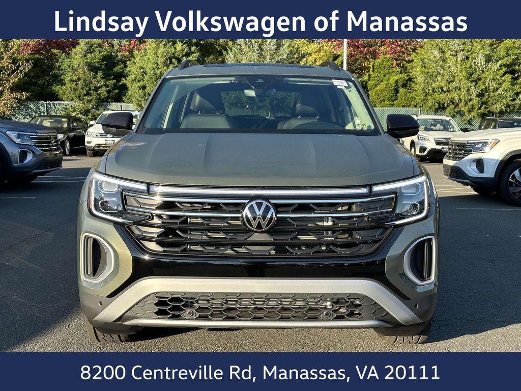 new 2025 Volkswagen Atlas car, priced at $43,269