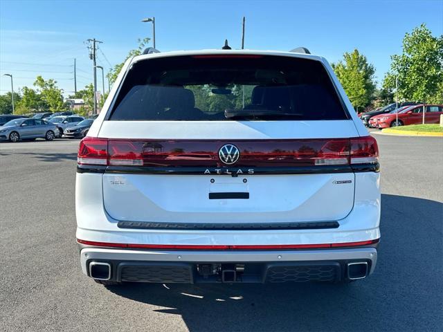 new 2024 Volkswagen Atlas car, priced at $48,698