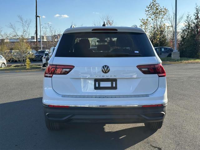 new 2024 Volkswagen Tiguan car, priced at $29,213