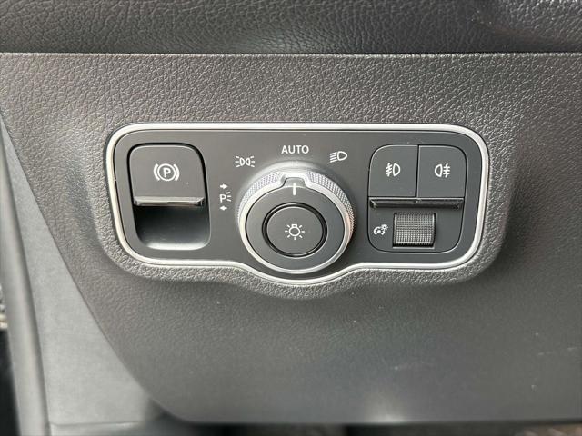 used 2024 Mercedes-Benz GLB 250 car, priced at $37,777