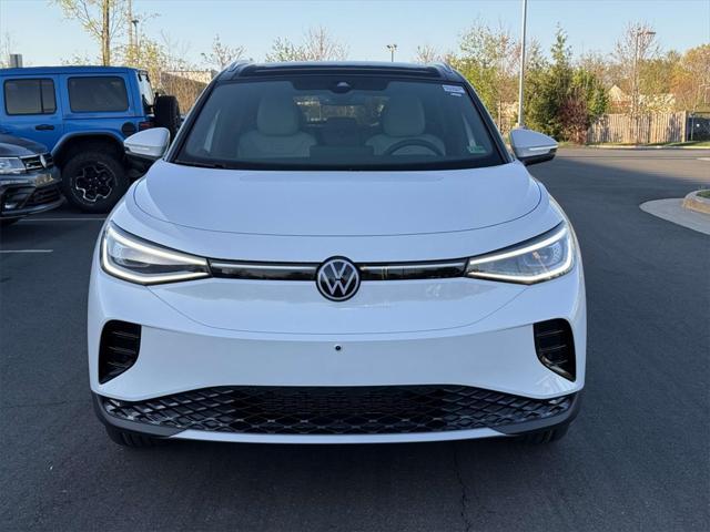 new 2025 Volkswagen ID.4 car, priced at $52,879