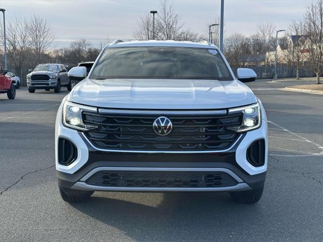 new 2025 Volkswagen Atlas Cross Sport car, priced at $37,469