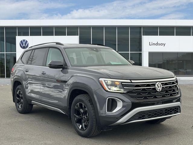 new 2025 Volkswagen Atlas car, priced at $45,721