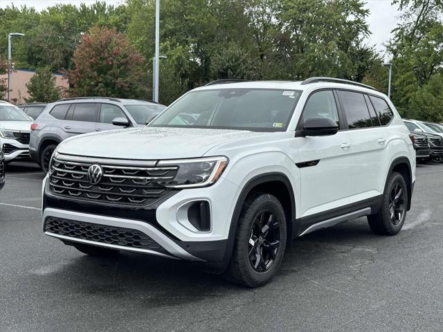 new 2024 Volkswagen Atlas car, priced at $44,691