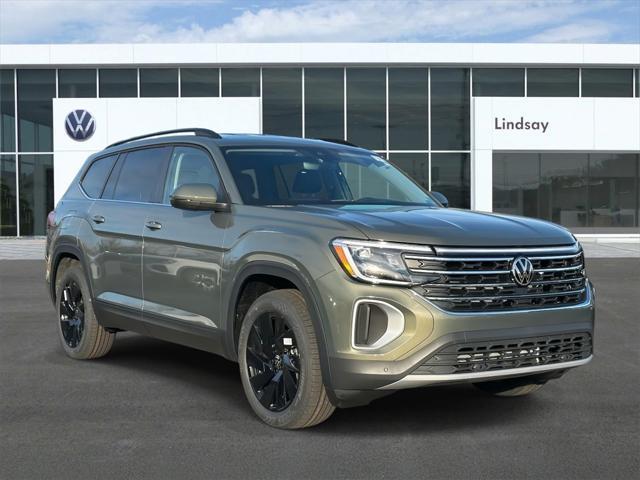 new 2025 Volkswagen Atlas car, priced at $42,633