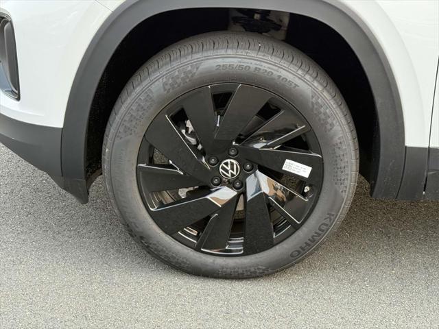 new 2025 Volkswagen Atlas Cross Sport car, priced at $44,579