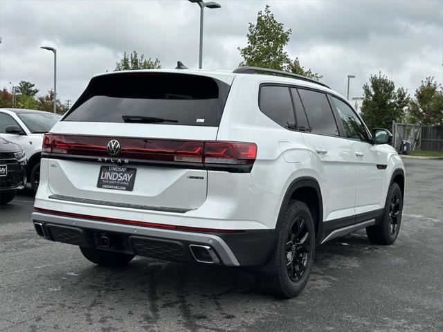 new 2024 Volkswagen Atlas car, priced at $48,455