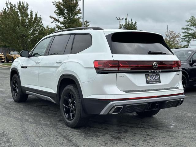 new 2024 Volkswagen Atlas car, priced at $48,455