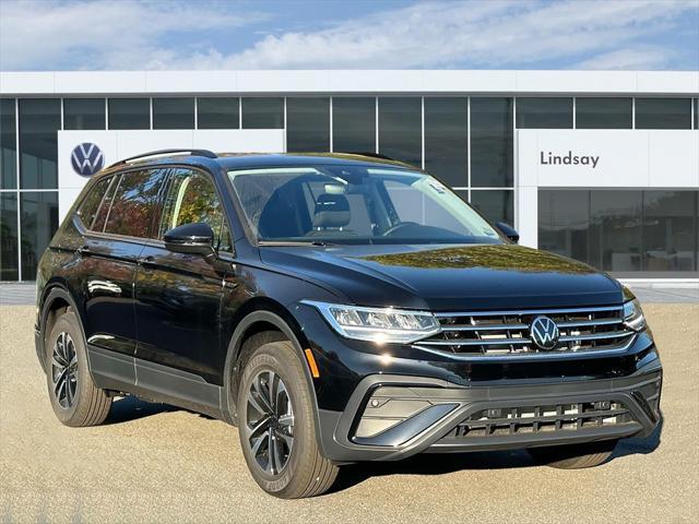 new 2024 Volkswagen Tiguan car, priced at $27,939