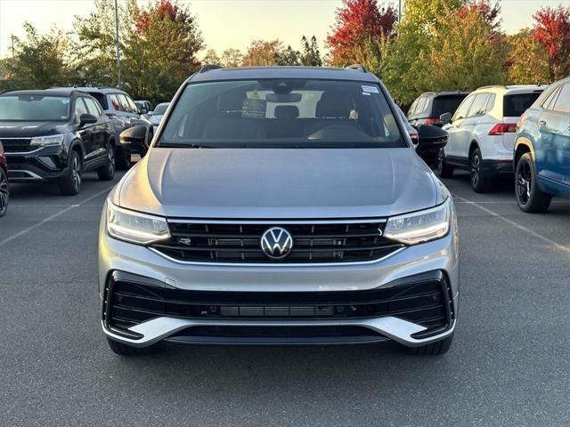 new 2024 Volkswagen Tiguan car, priced at $33,074