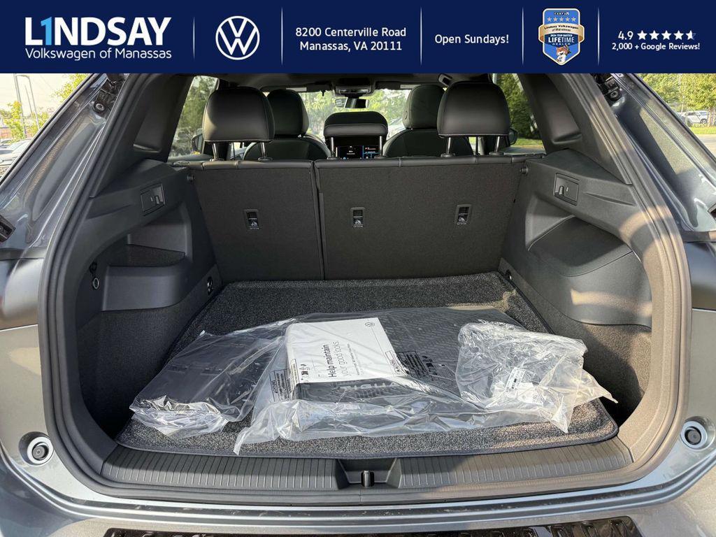new 2025 Volkswagen Tiguan car, priced at $36,805