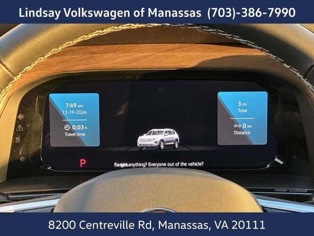 new 2025 Volkswagen Atlas car, priced at $40,682