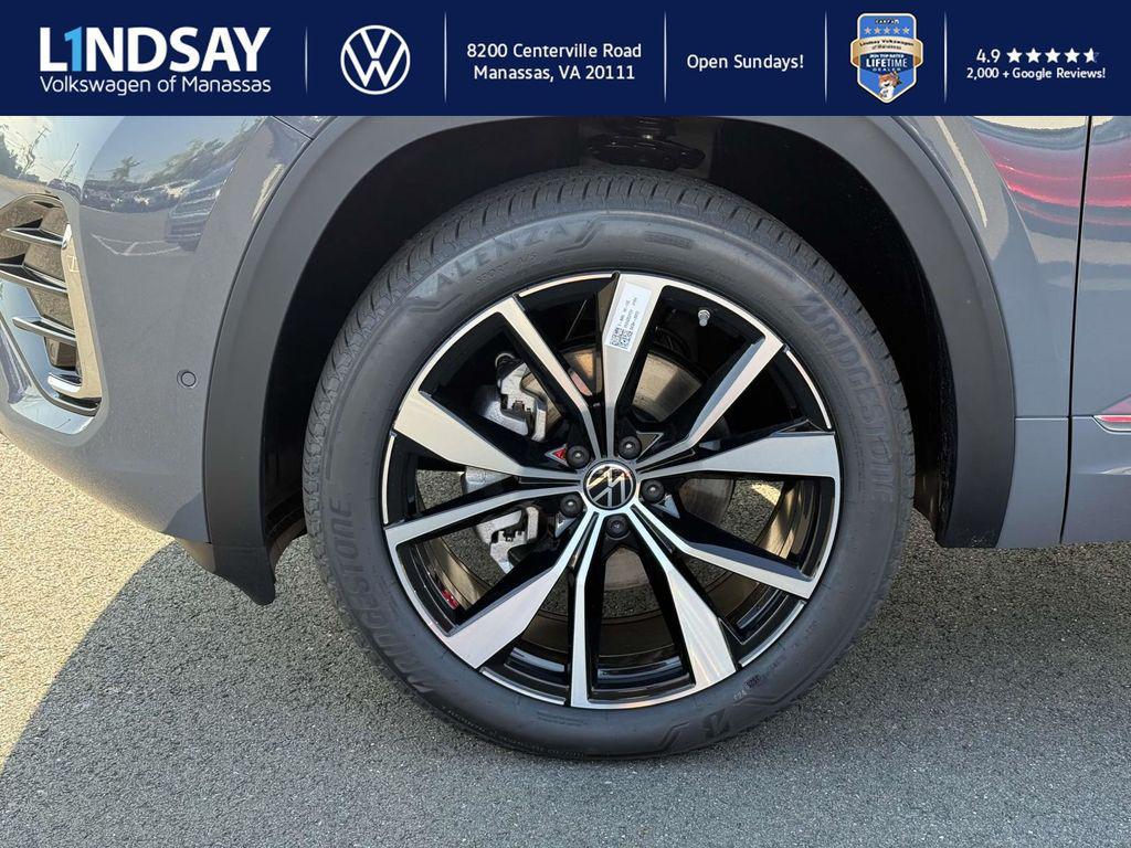 new 2025 Volkswagen Atlas Cross Sport car, priced at $48,327