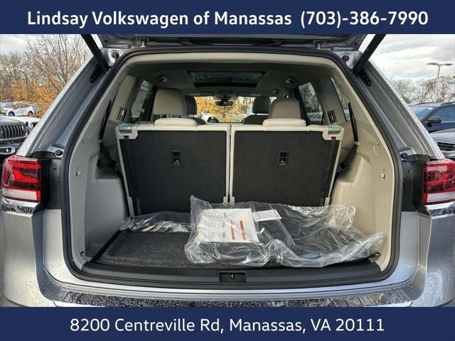 new 2025 Volkswagen Atlas car, priced at $50,526