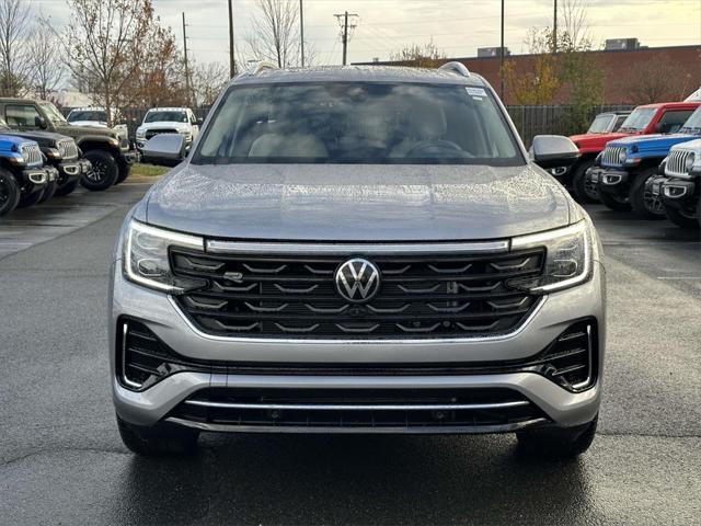 new 2025 Volkswagen Atlas car, priced at $52,026