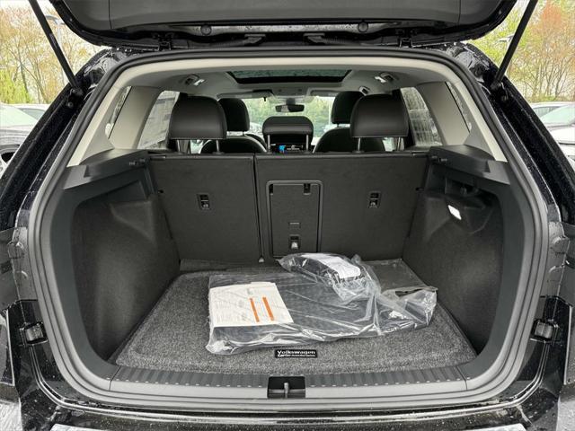 new 2025 Volkswagen Taos car, priced at $29,986