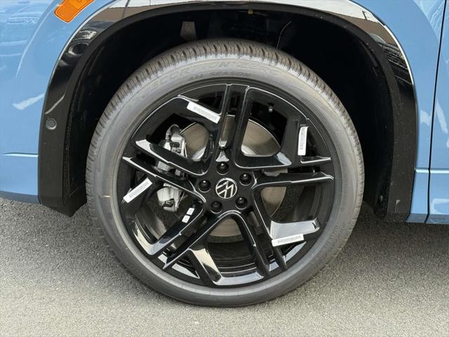 new 2025 Volkswagen Tiguan car, priced at $38,395