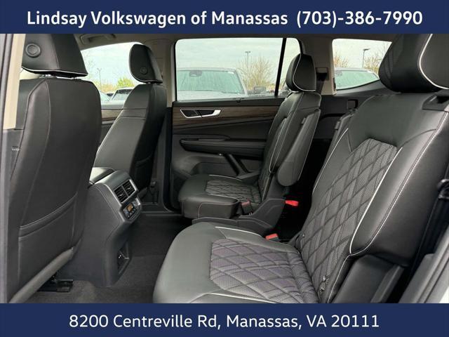 new 2025 Volkswagen Atlas car, priced at $51,288
